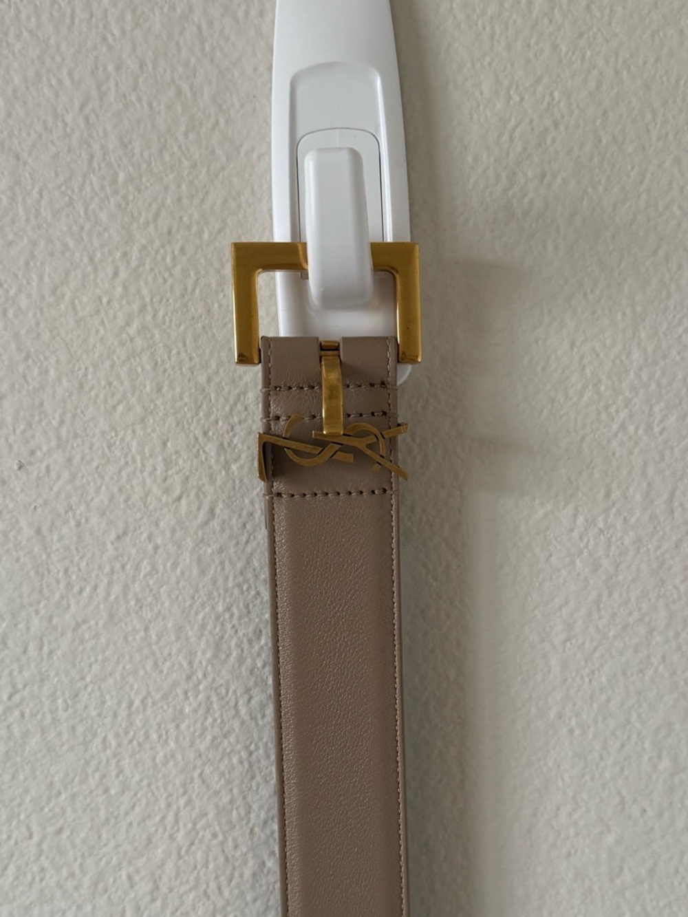 Saint Laurent Laque YSL monogram leather belt - Picture 3 of 5